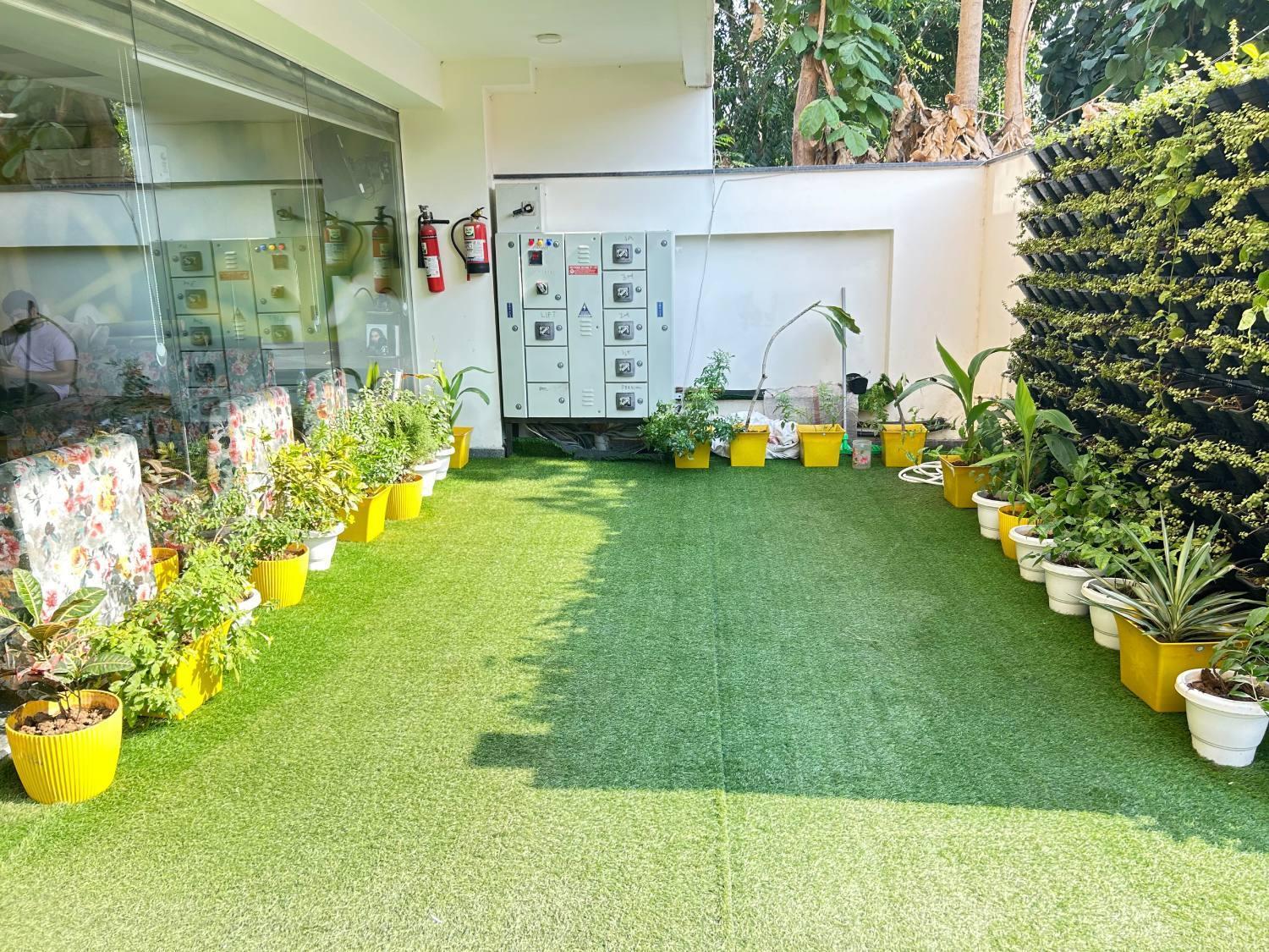 Lime Tree Luxury Studio - Service Apartment Near Artemis Hospital ,Gurgaon Exterior foto